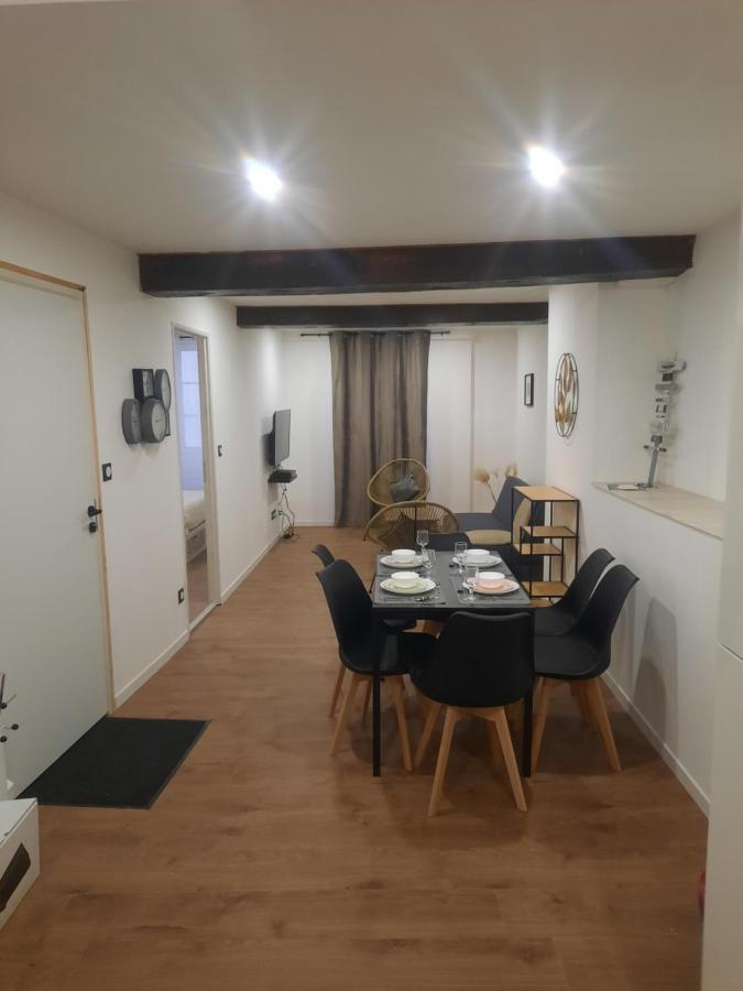 Ferienwohnung Le Refuge Du Bonheur Trévoux Exterior foto